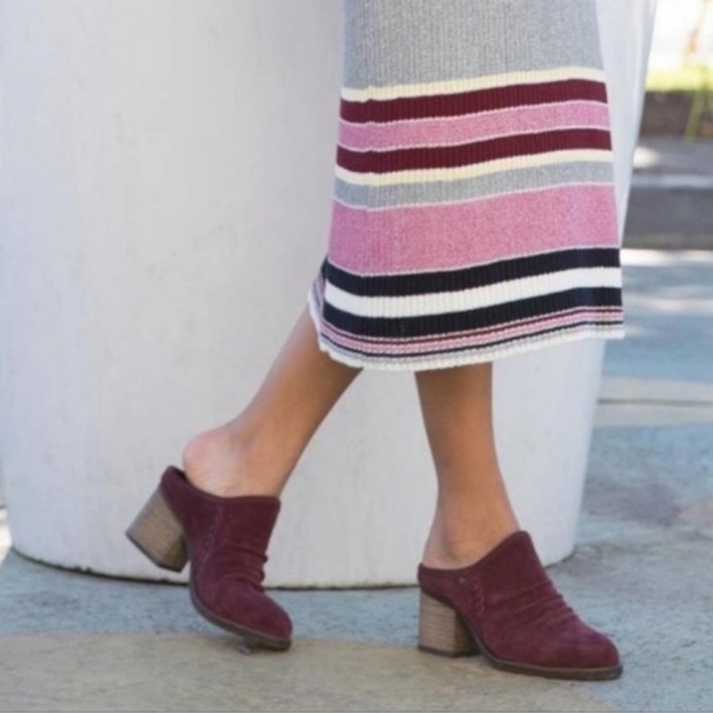 NWOT Bearpaw suede wool boho Cabicore Cozy booties